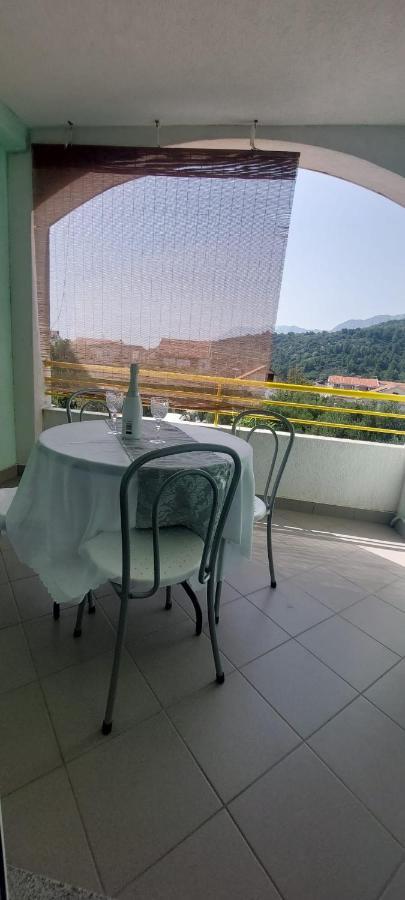 Natali Apartment Podaca